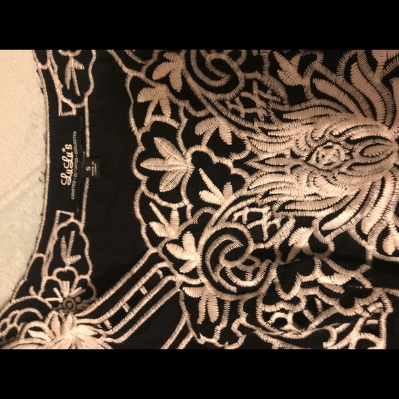 Lulu’s Black & White Embroidered Summer Dress S - Picture 3 of 3